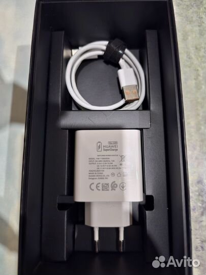 HUAWEI Mate 40 Pro, 8/256 ГБ
