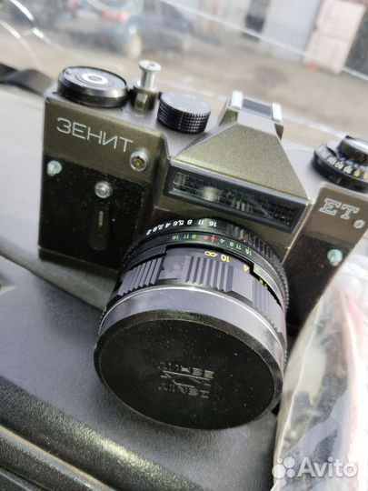 Плёночный фотоаппарат зенит