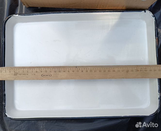 Для ретро-кафе. поддон со стаканами