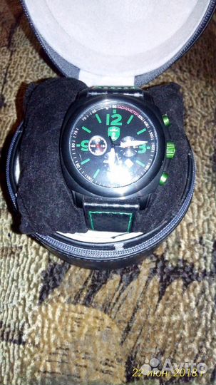 Часы для фанатов футбола