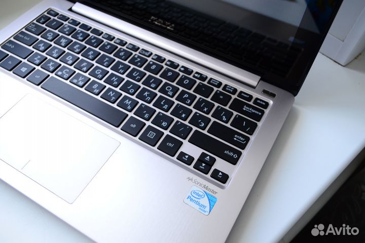 Нетбук сенсорный asus S200E