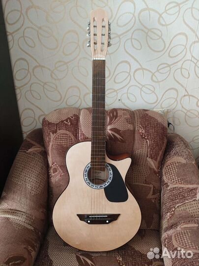 Гитара электроакустика