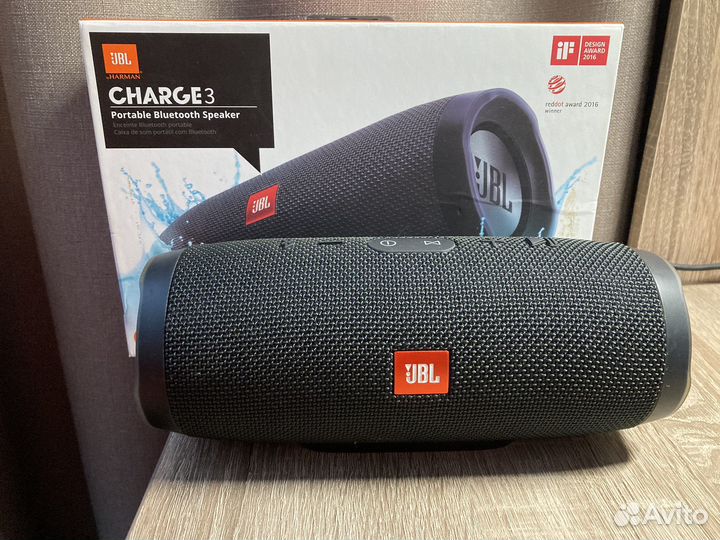 Колонка jbl charge 3