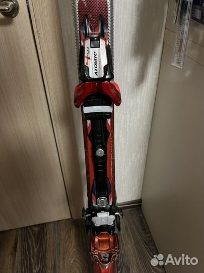 Горные лыжи atomic d2-9 180см с крепами