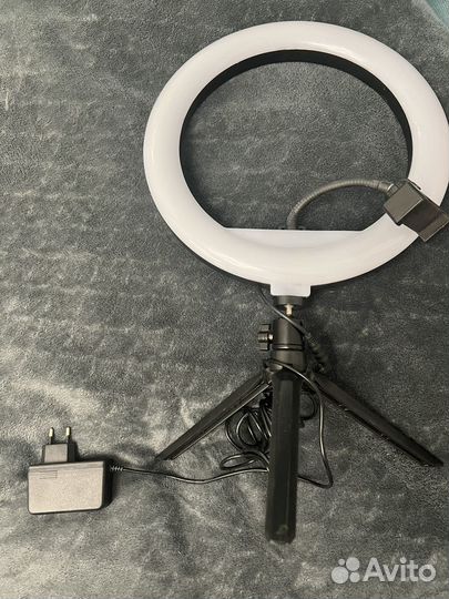 Кольцевая лампа