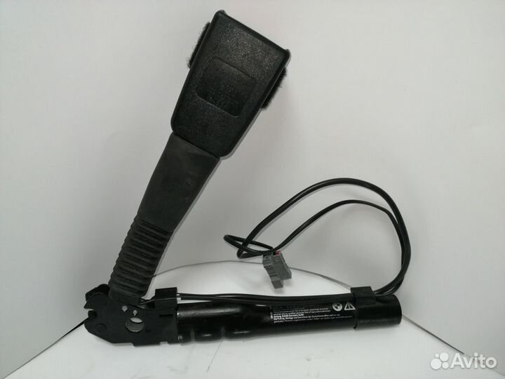 Защелка ремня безоп. перед. прав. BMW 72117213564