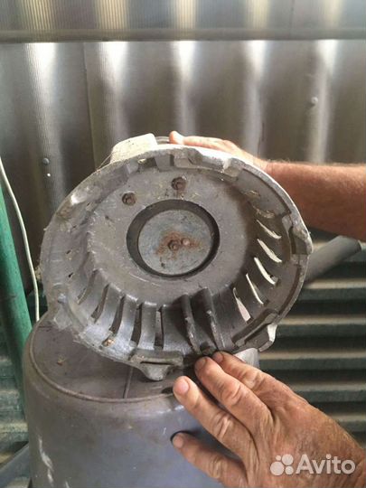 Забарной клапан