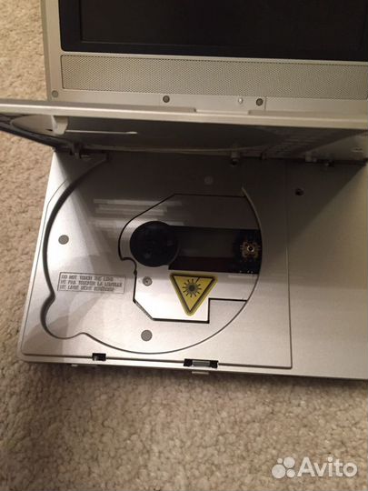 Портативный dvd плеер