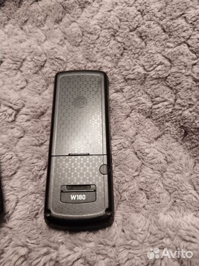Motorola W180