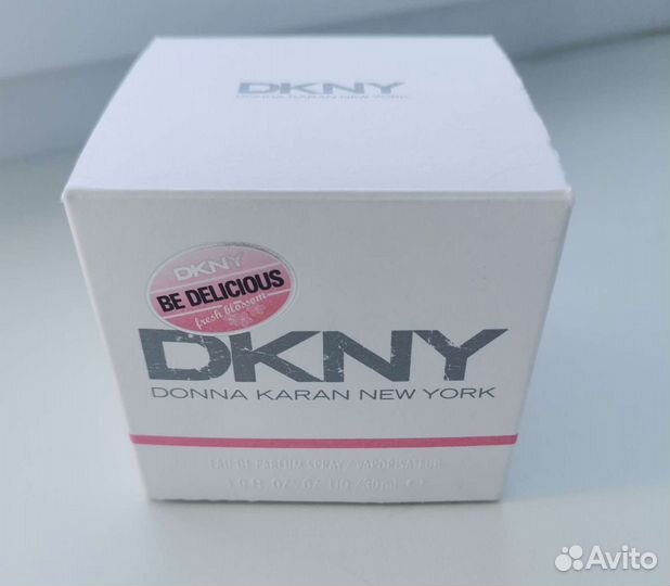 Парфюмерная женская вода dkny