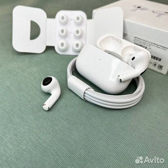 AirPods Pro 2: Звук, который окрыляет