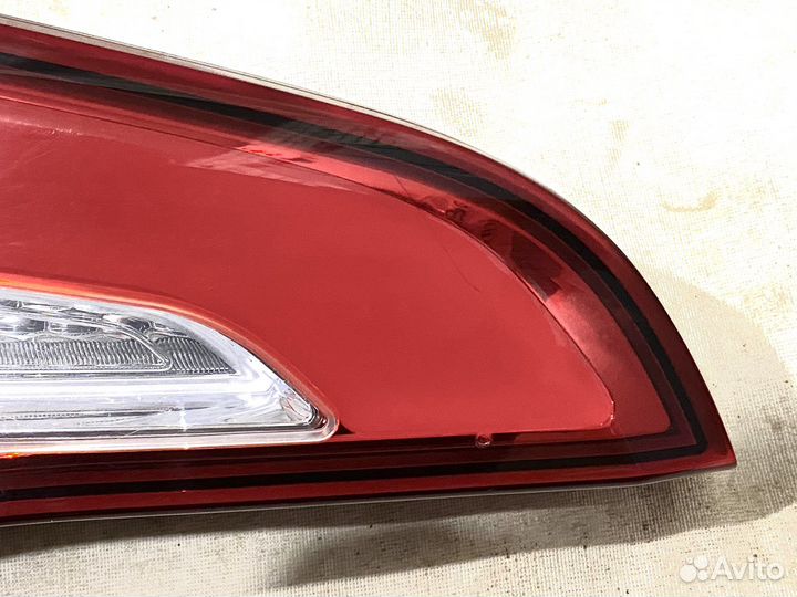 Оригинальный фонарь 924052P600 на Kia Sorento