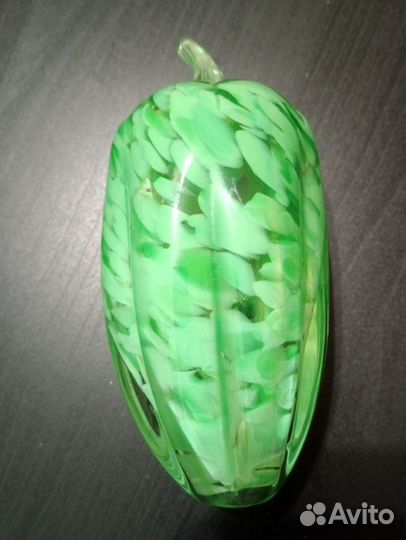 Стеклянная фигурка перец