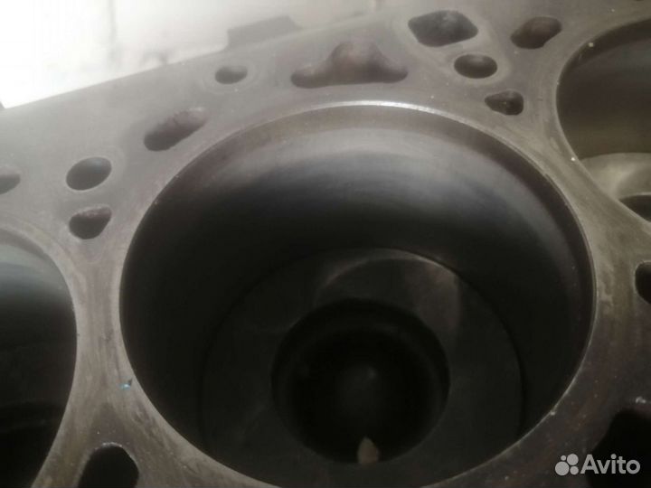 Блок цилиндров 2.4 Ford Transit 06-13г