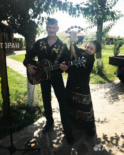 Артисты.Цыганский шоу-театр 