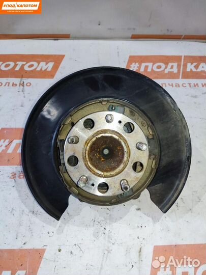 Кулак задний правый Hyundai Tucson 3 2017