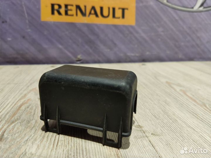 Корпус блока предохранителей реле Renault kaptur