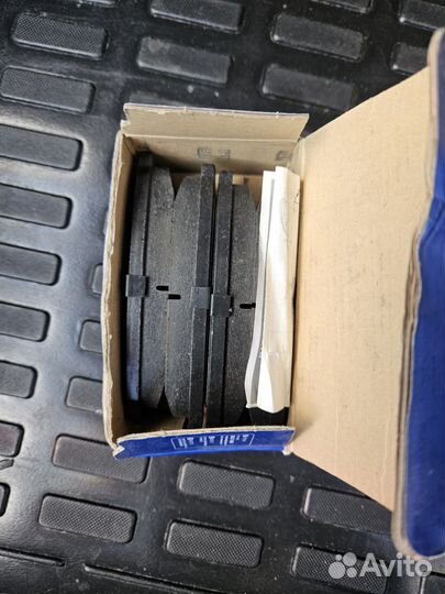 Колодки задние. toyota land cruiser