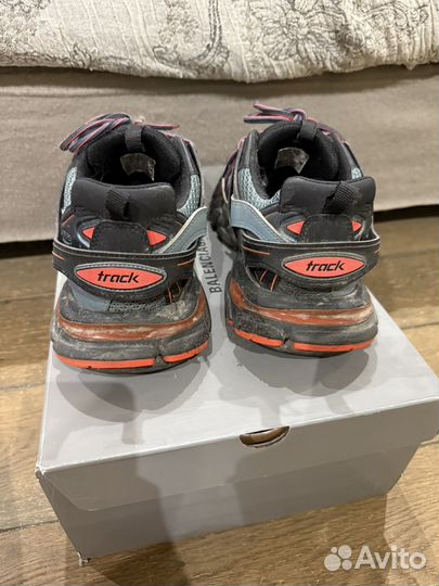 Кроссовки balenciaga track 44 оригинал