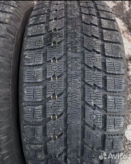 Toyo Observe GSi-5 275/55 R20