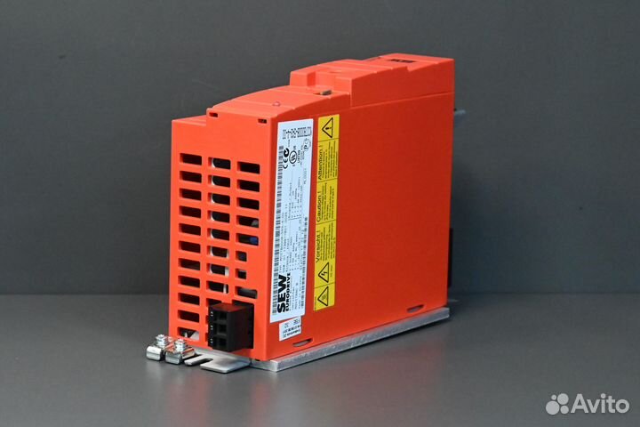 Частотник 0.75KW Sew MC07B0008-5A3-4-00 новый 5 шт