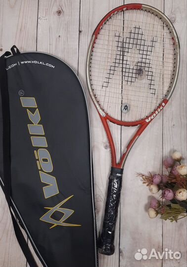 Теннисная ракетка