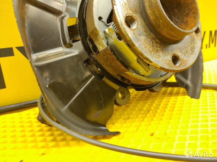 Кулак поворотный задний правый Bmw 116I F20