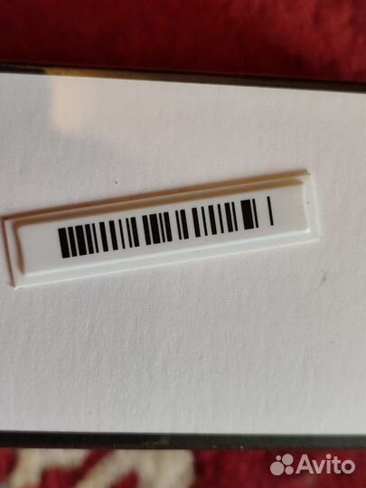 Парфюмированная вода. Givenchy