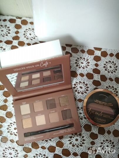 Bourjois, тени для век, 2 палетки