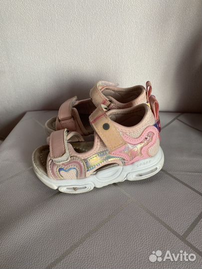 Босоножки для девочки