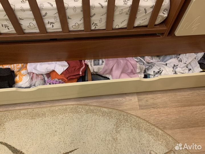 Детская кроватка