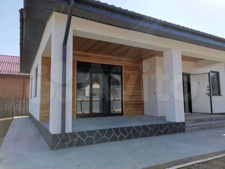 Коттедж 143 м² на участке 7,7 сот.