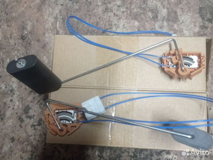 Датчик уровня топлива хендай Санта фе 2