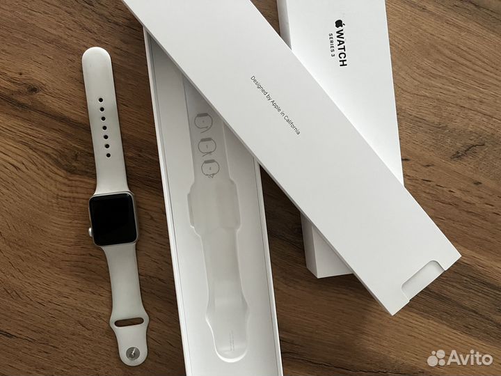 Часы apple watch 3