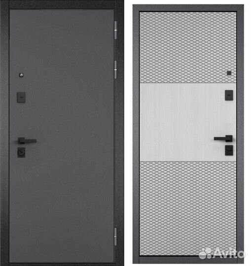 Дверь входная в квартиру