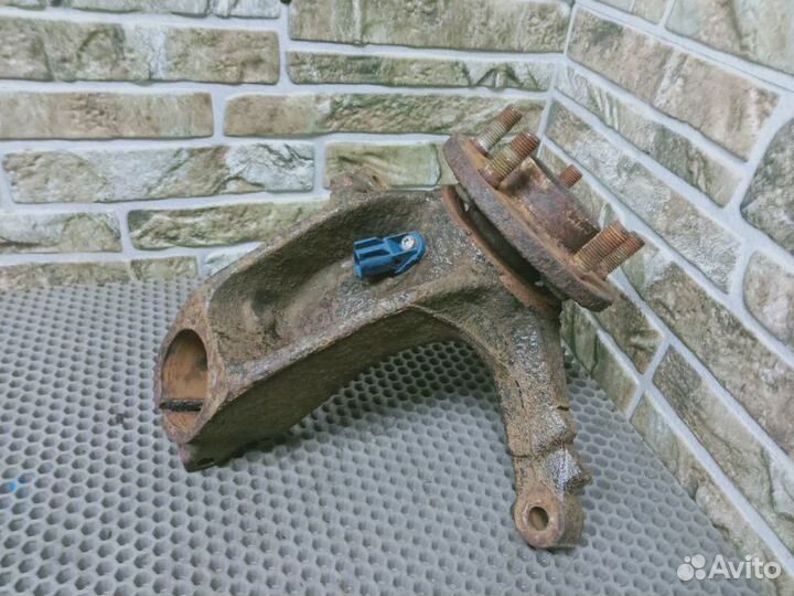 Кулак поворотный передний правый Ford Focus CB4