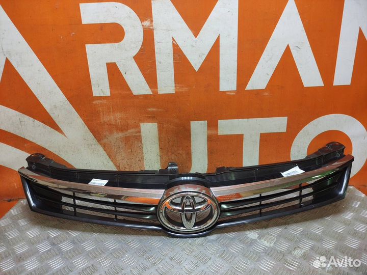 Решетка радиатора Toyota Camry 7 XV50 2014-2017