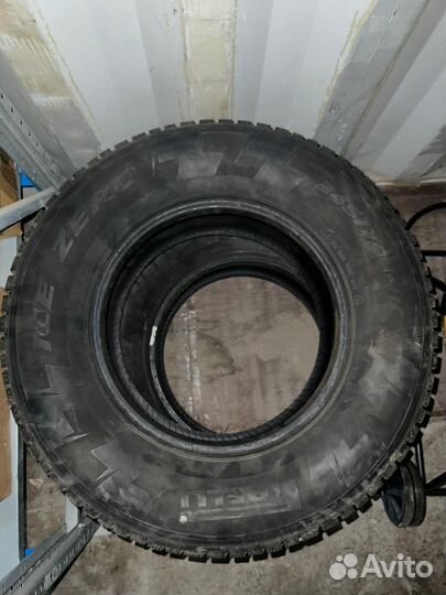 Pirelli Ice Zero 245/70 R16