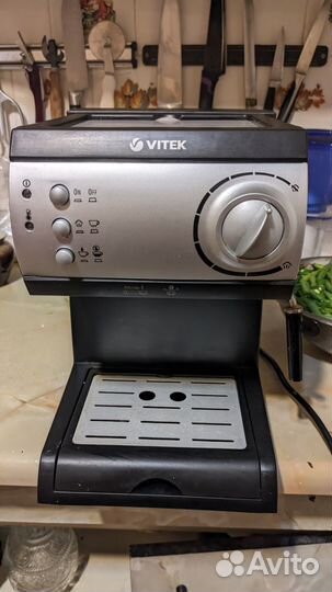 Кофемашина рожковая vitek