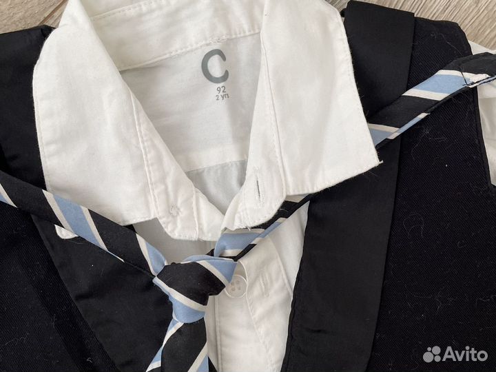 Тройка-рубашка галстук жилет размер92-98