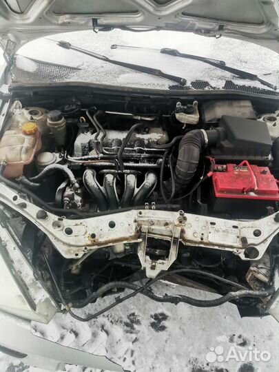 Разбирается Форд Фокус 1 1.6 cdda МКПП