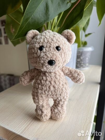 Мишка вязаный