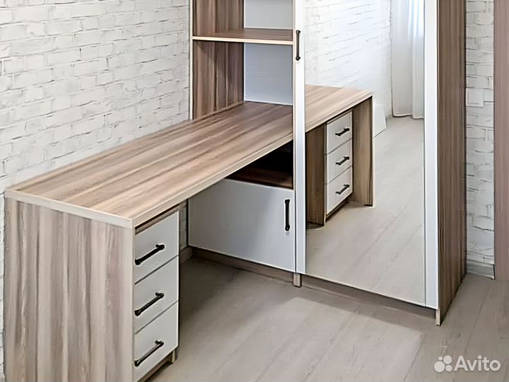 Стол у окна со шкафом в рассрочку