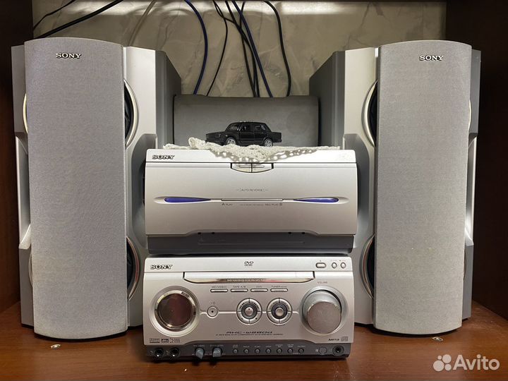 Музыкальный проигрыватель Sony MHC-w280d