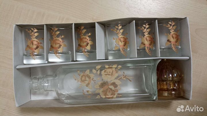 Графин и стопки 6 шт., подарочный набор