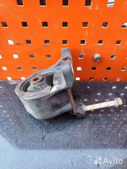 Опора двс Honda CRV rd5