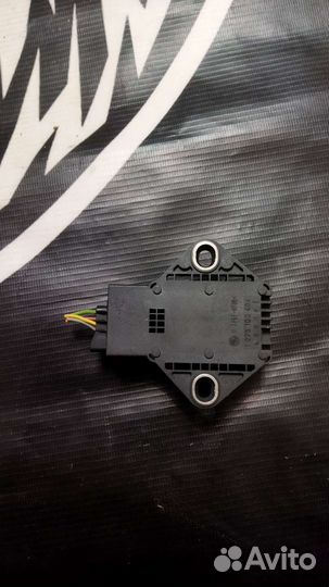 Датчику ускорения Citroen C4 Picasso 9663138180