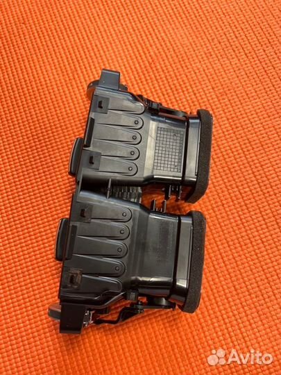 Дефлектор обдува салона задний Land Rover Range