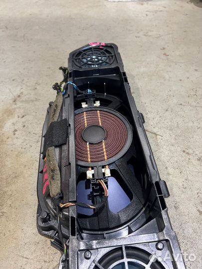 Сабвуфер Harman/Kardon Mercedes-Benz S-Class W221