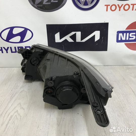 Фара Kia RIO 3 Прав